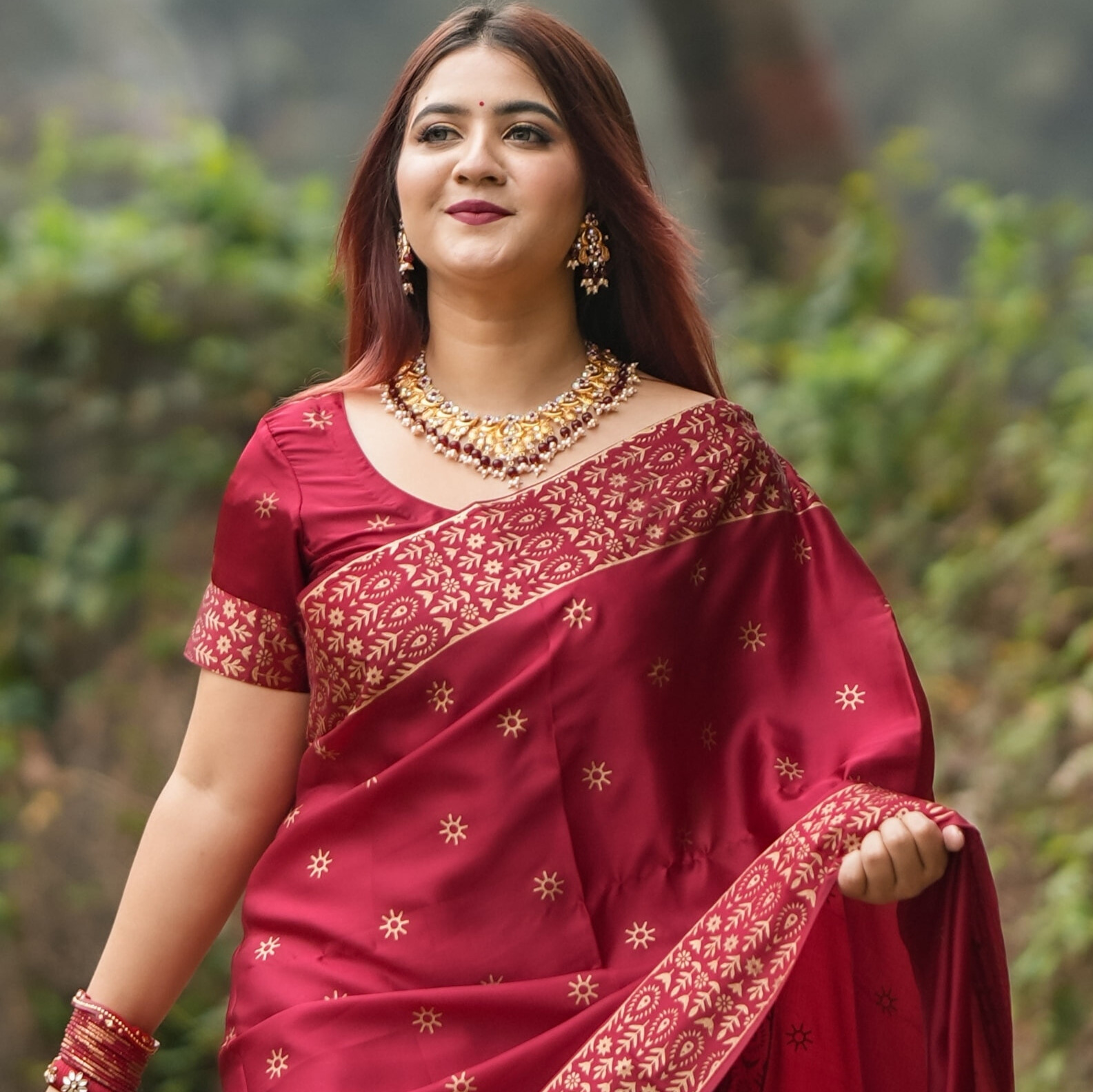 প্রিমিয়াম জাপানি সিল্ক শাড়ি